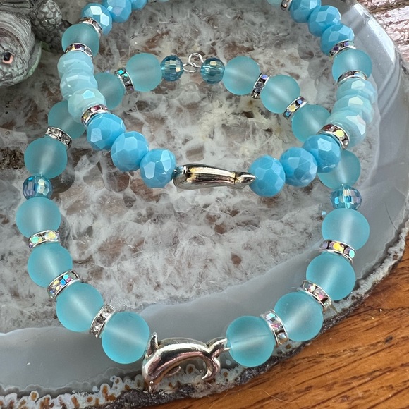 Hand Crafted Cuff Bracelets Starfish & Dolphin - Picture 2 of 4